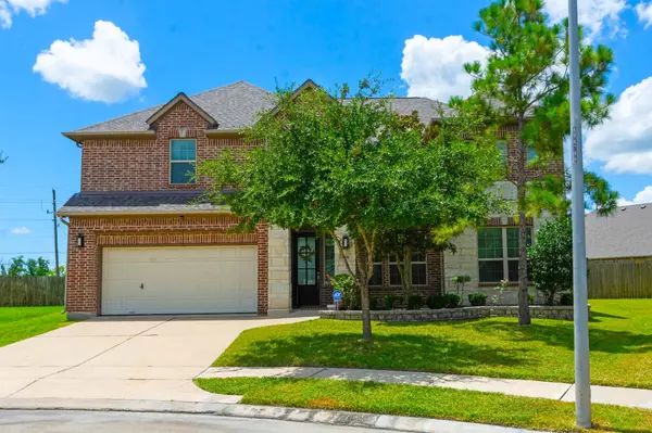 9938 Clear Diamond DR, Rosharon, TX 77583