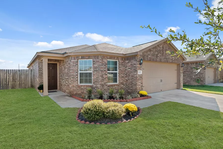 1001 Strawberry Ridge DR, Katy, TX 77493
