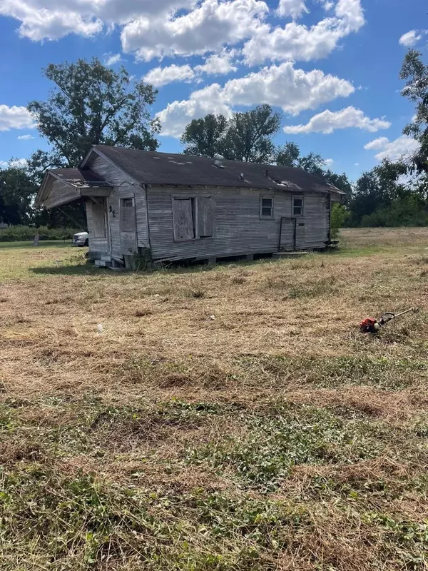 Houston, TX 77088,9203 W Montgomery RD