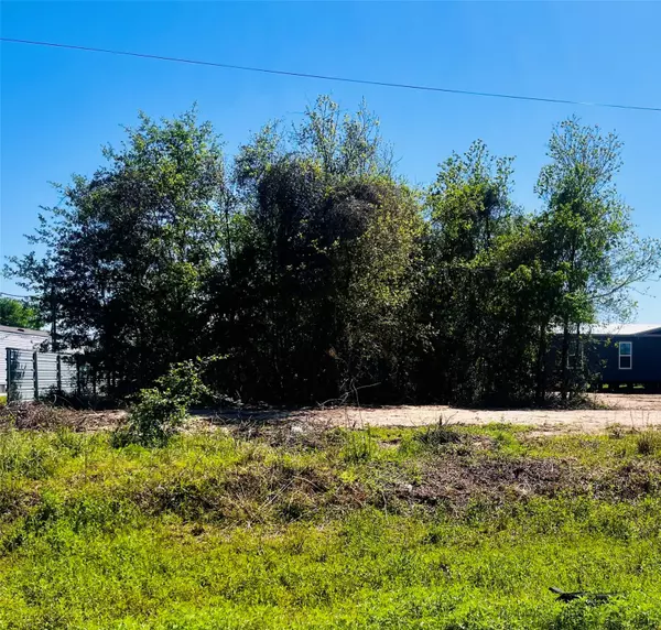 Cleveland, TX 77327,1942 County Road 3542