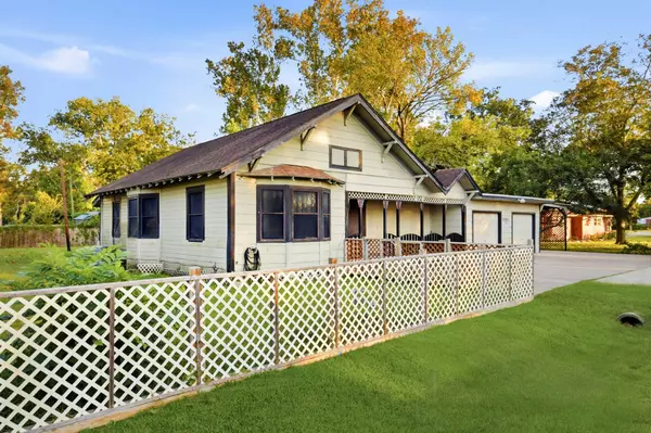 Santa Fe, TX 77510,5305 Main ST