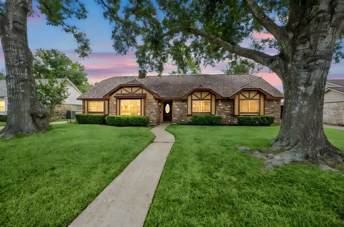 Houston, TX 77080,2506 Teague RD