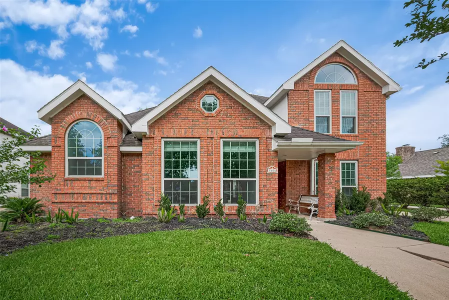 3406 Mesquite DR, Sugar Land, TX 77479