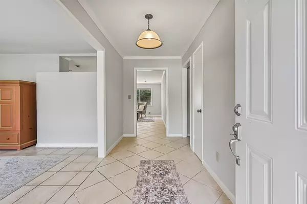 Seabrook, TX 77586,418 Forest Lake DR