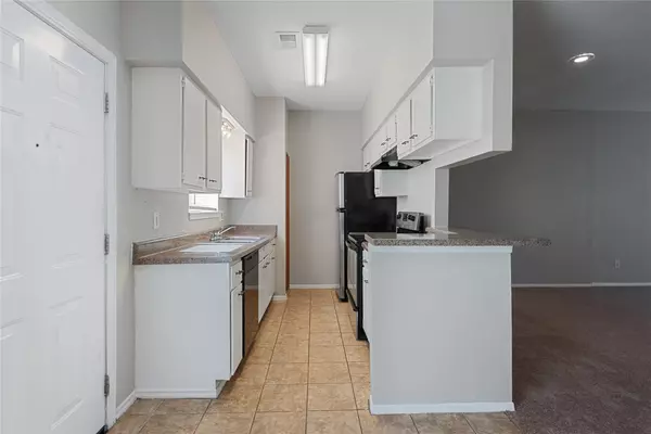 Houston, TX 77071,11211 Pembridge DR #1658