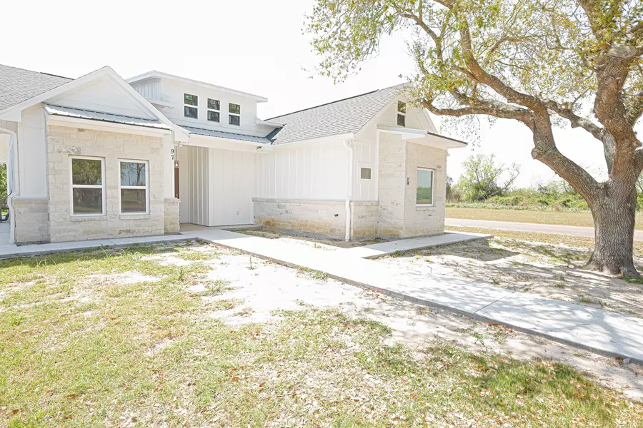 97 Berwick ST, Victoria, TX 77904
