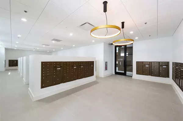 Houston, TX 77084,18036 Park ROW #31009