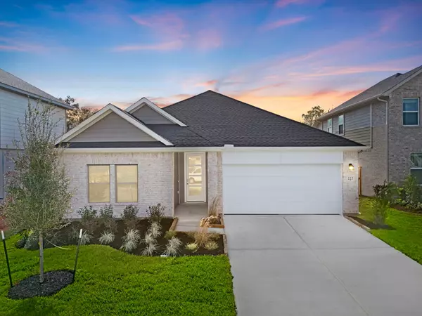 222 Magnolia Laurel DR, Alvin, TX 77511