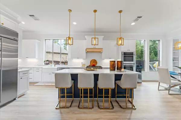 The Woodlands, TX 77389,7 Mohawk Path PL