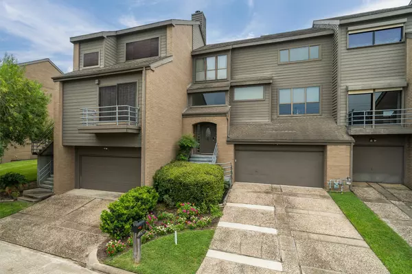 18305 Sandy CV, Houston, TX 77058
