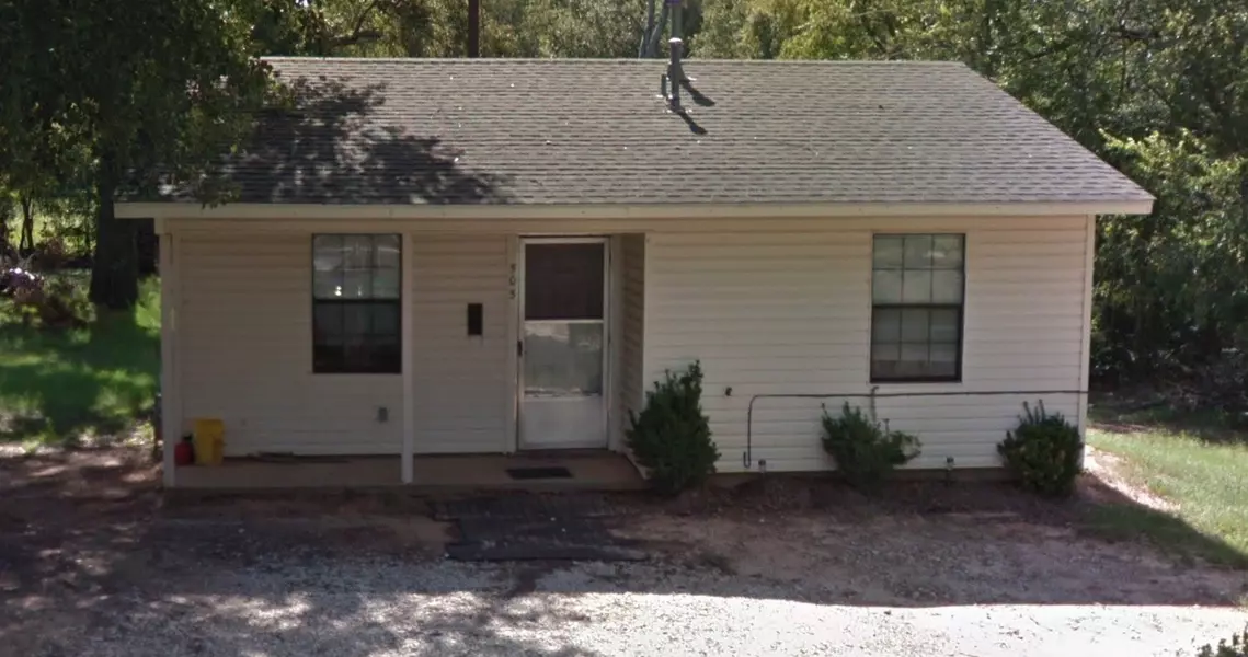 140 Sims ST, Crockett, TX 75835