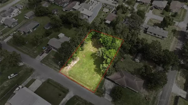 Groves, TX 77619,2720 Royal AVE