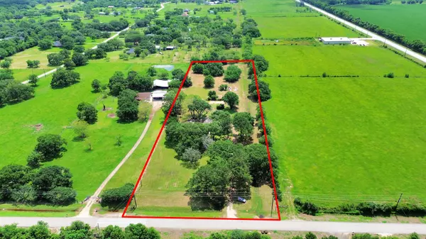 Damon, TX 77430,18011 Jungman RD