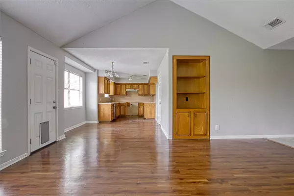 Lake Jackson, TX 77566,207 Sugar Cane TRCE