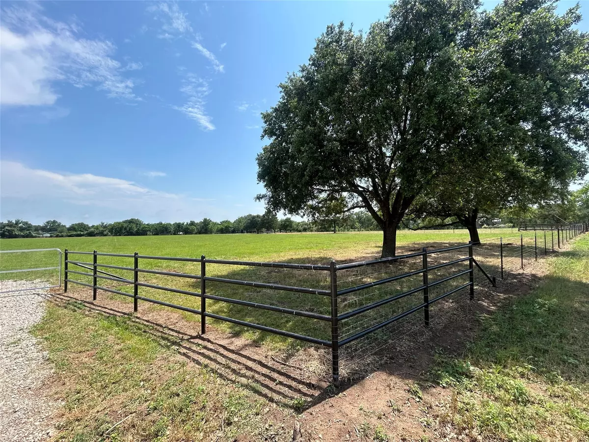 Hempstead, TX 77445,38785 Wiggins RD