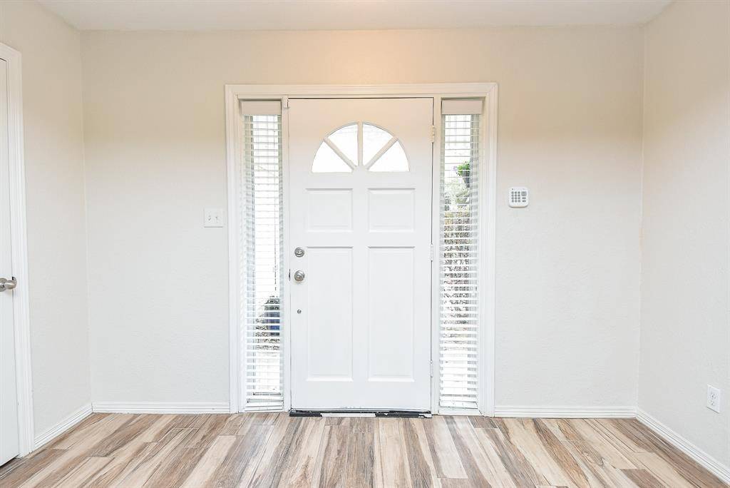 Katy, TX 77493,6010 10th ST