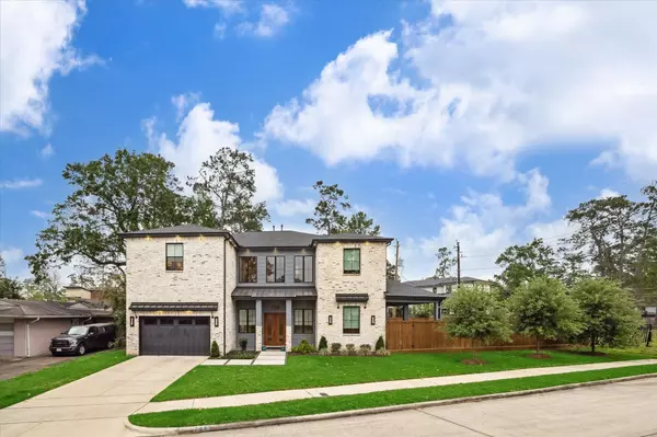 739 Azaleadell DR, Houston, TX 77018