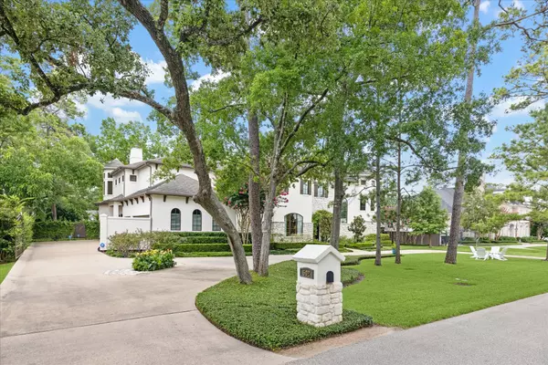 Houston, TX 77024,502 Gingham DR