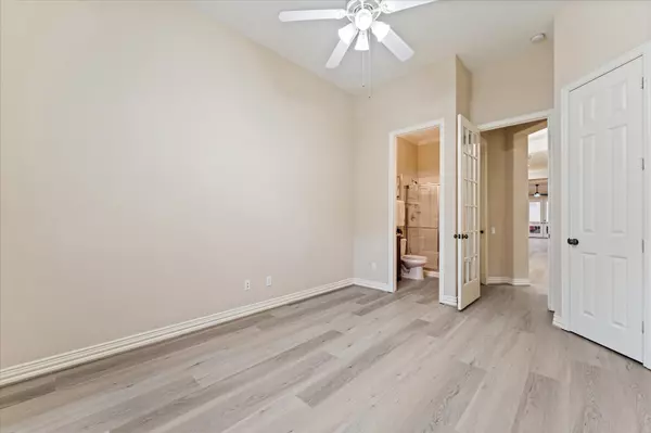 Montgomery, TX 77356,111 S Park DR