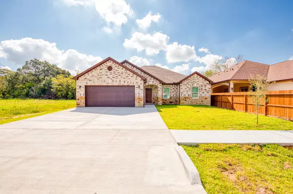 8416 Wayfarer LN, Houston, TX 77075