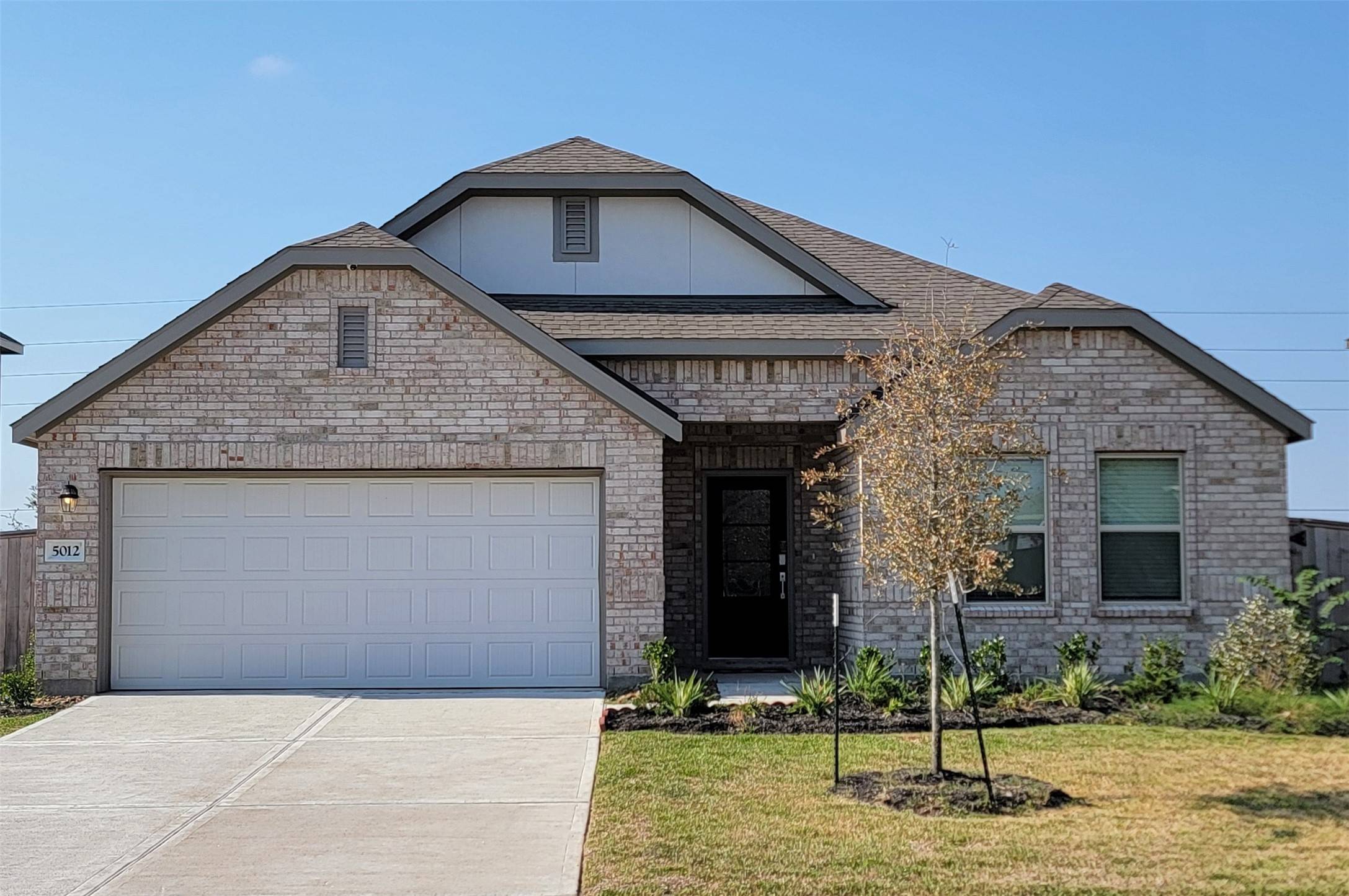 5012 Twin Summit DR, Rosenberg, TX 77469