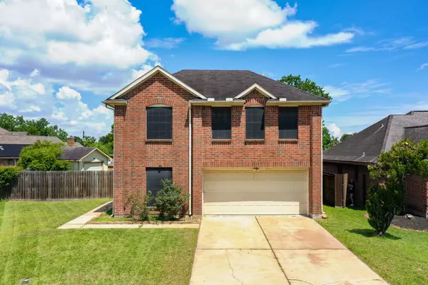 803 Briargreen ST, Pasadena, TX 77503