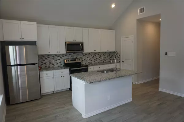 Willis, TX 77318,9583 Darkwood ST