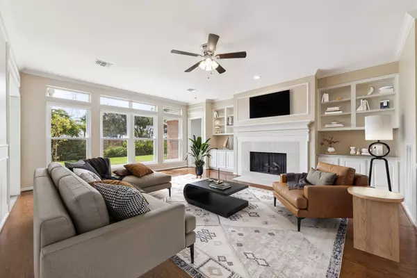 Sugar Land, TX 77478,4106 Alice DR