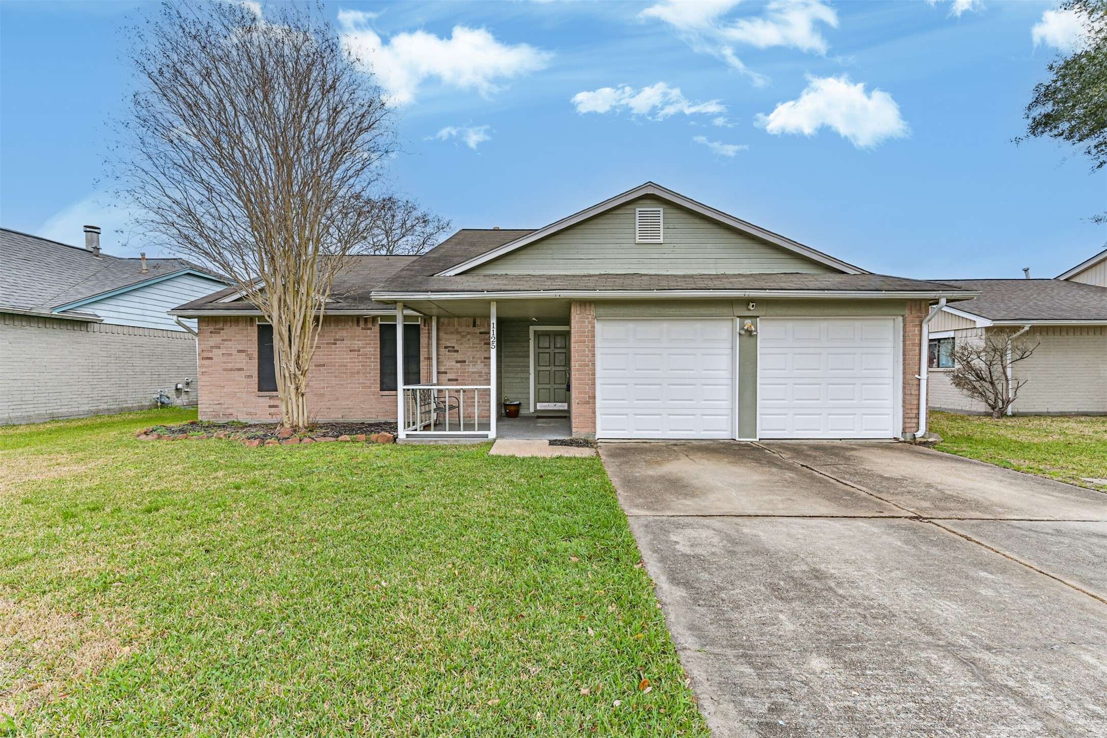 1125 Maple Creek DR,  La Porte,  TX 77571