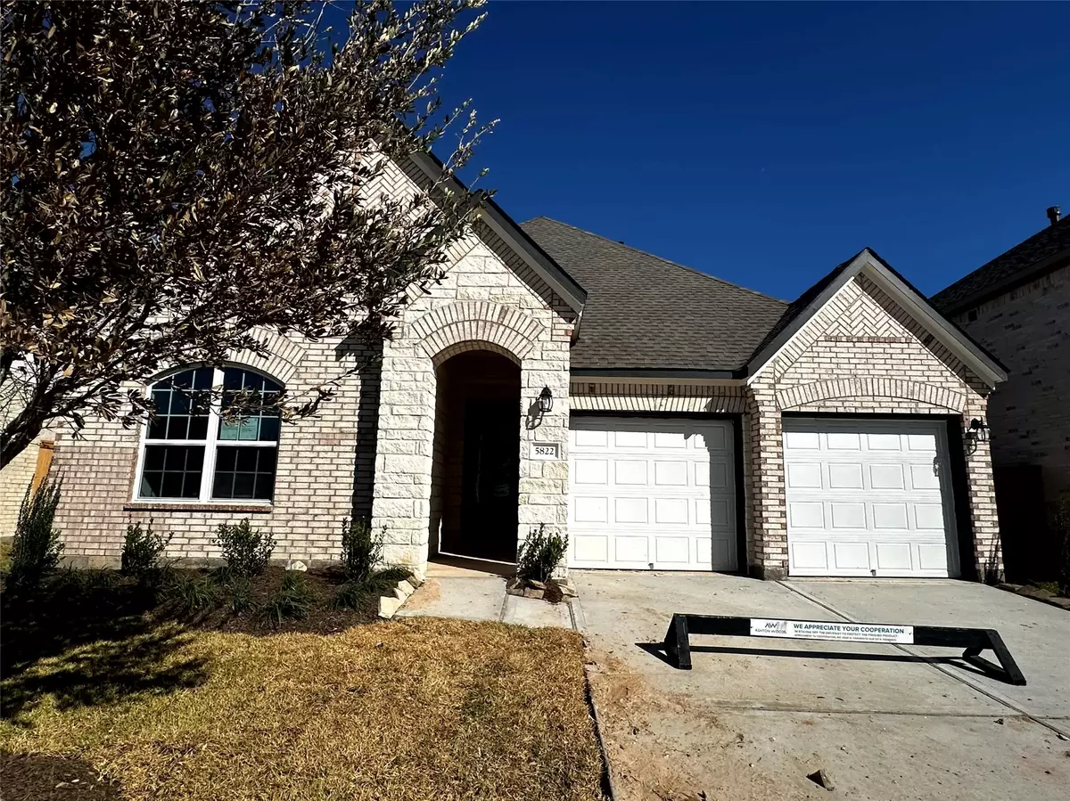 Katy, TX 77493,5822 Westwood Shore DR