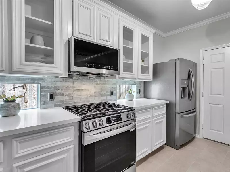 1514 Sutton ST, Houston, TX 77006