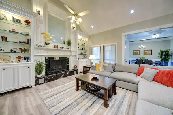 Brenham, TX 77833,1950 Country Club RD