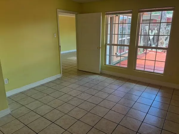 7102 Fondren RD, Houston, TX 77036