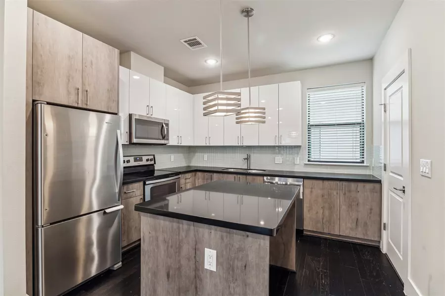 2401 Crawford ST #A209, Houston, TX 77004