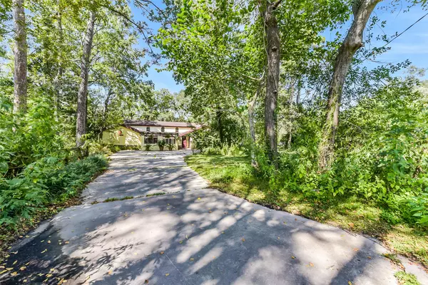 Conroe, TX 77302,716 Evergreen LN