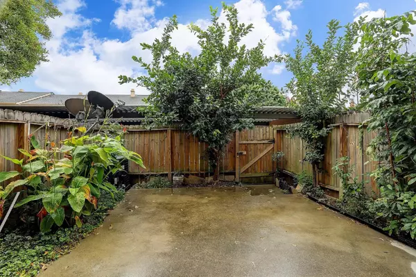 Houston, TX 77071,7700 Creekbend DR #52