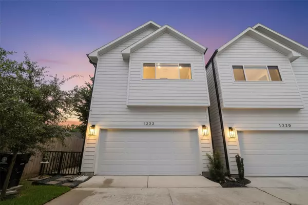 Houston, TX 77009,1222 Mcneil ST