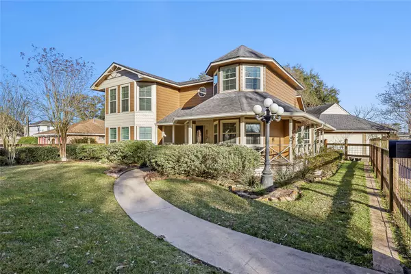 Nederland, TX 77627,1515 Detroit AVE