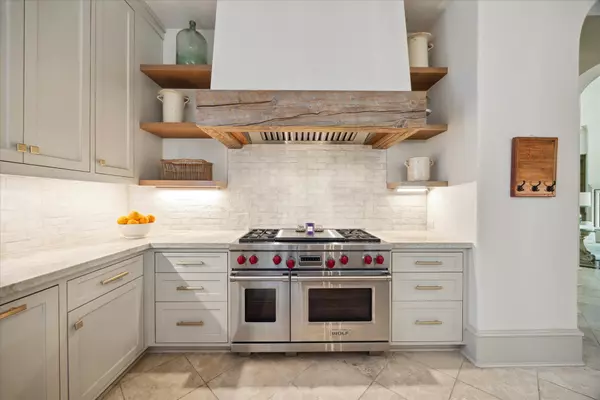 Houston, TX 77024,11607 Barazi Oaks CT