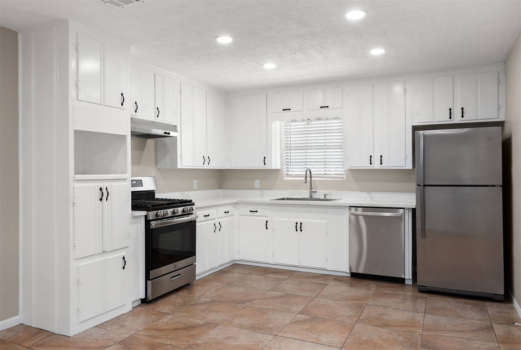 Pasadena, TX 77502,2733 Stanford ST