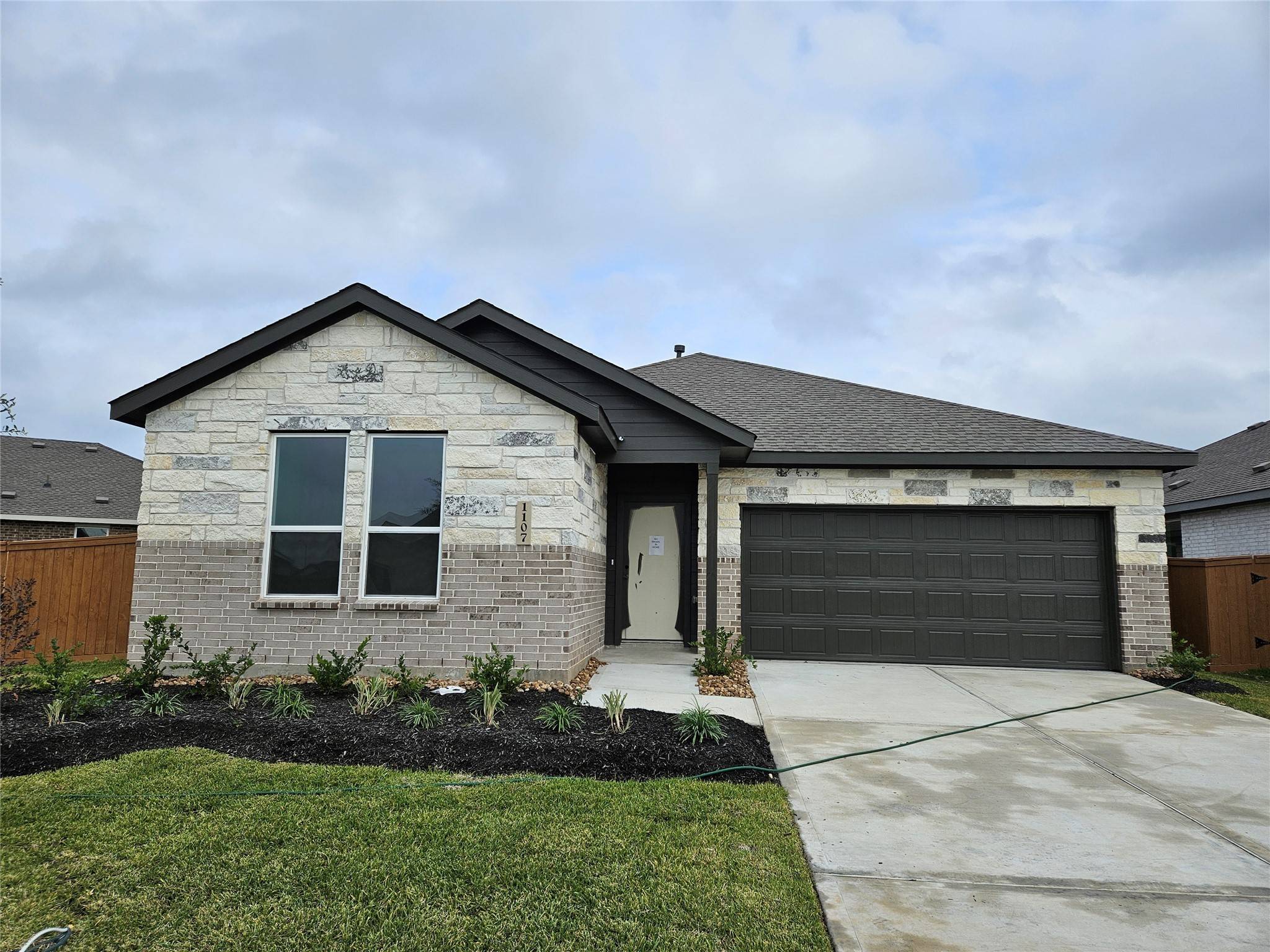 1766 Magnolia Jade CT, Crosby, TX 77532