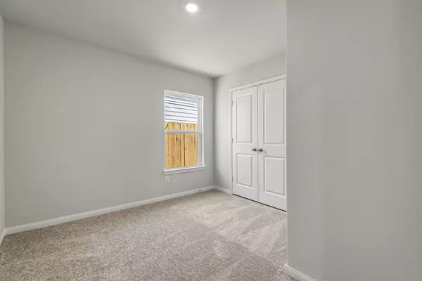 Houston, TX 77016,8210 Burnt Orchid DR