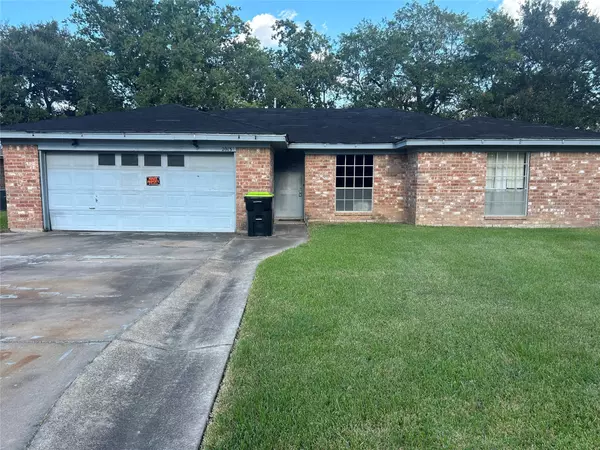 2013 Long DR, Richmond, TX 77469