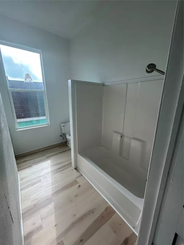 Galveston, TX 77550,1523 21 ST #5