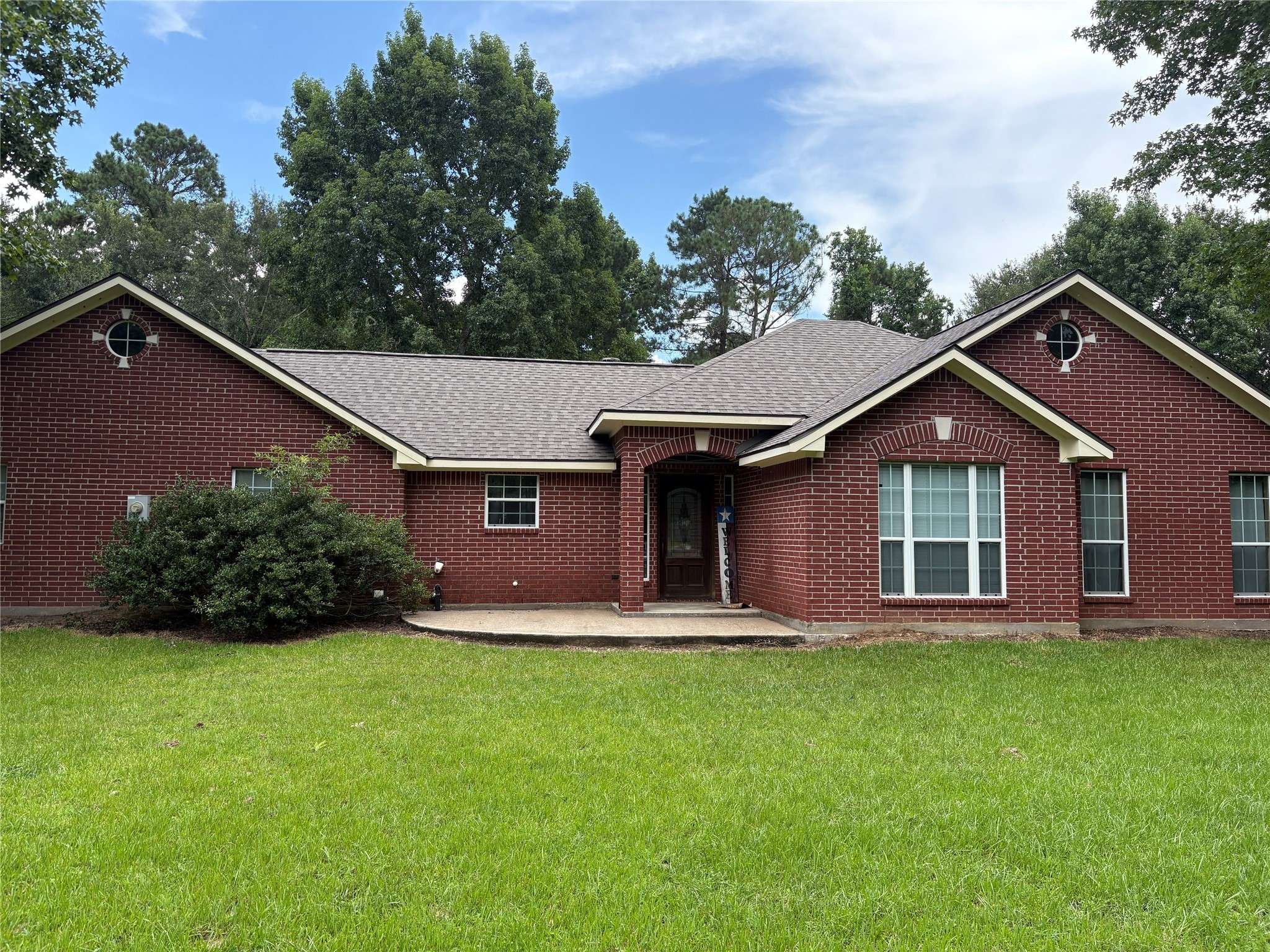 131 County Road 2216, Cleveland, TX 77327