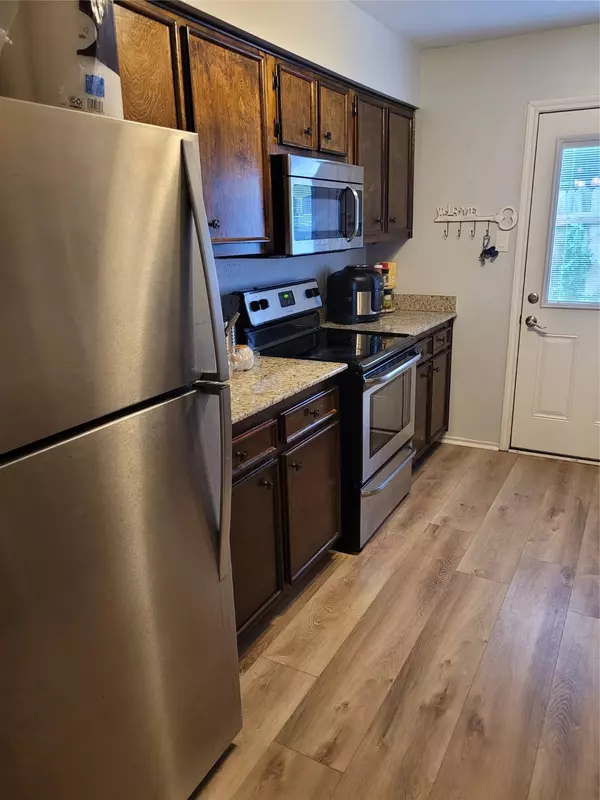 Sealy, TX 77474,1300 Eagle Lake RD #13