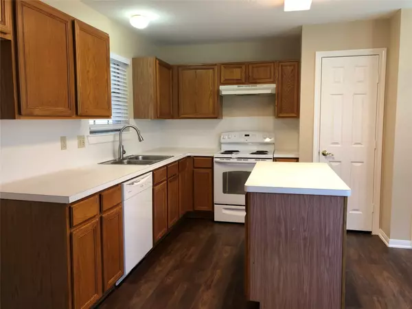 Conroe, TX 77302,581 Mosswood DR