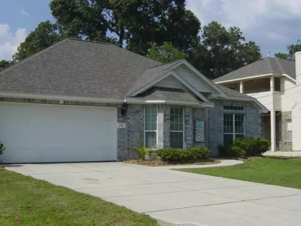 254 Maple LN, Conroe, TX 77304