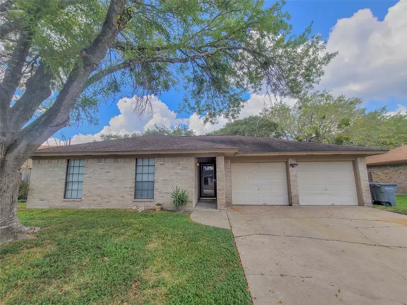 214 Williamsburg AVE, Victoria, TX 77904