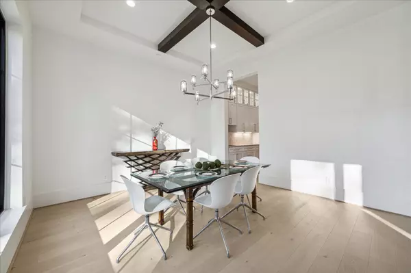 Houston, TX 77024,534 Lanecrest LN